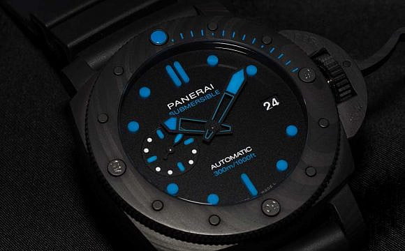 Panerai Submersible Carbotech PAM960