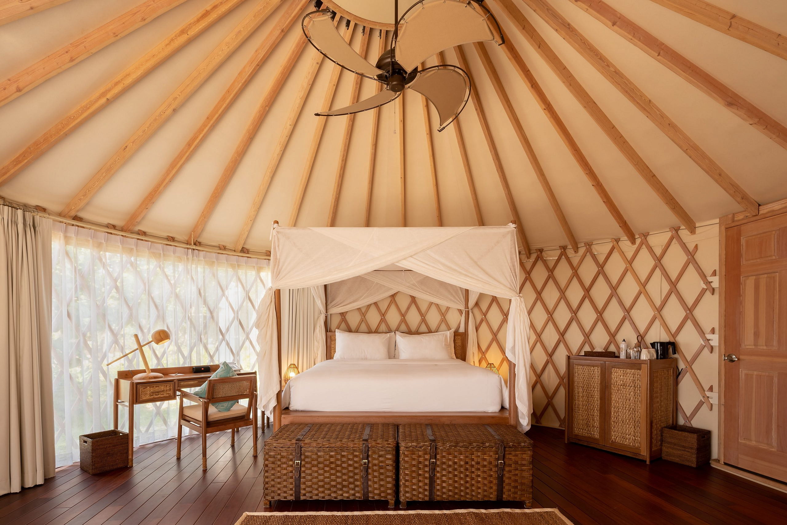 Awei_Pila_room-HDR_edited