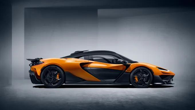 McLaren W1 - Robb Report Thailand
